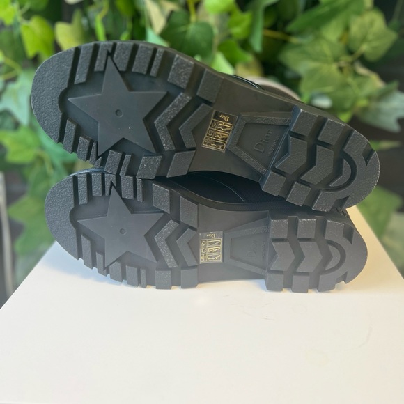 SOLD 🔥🔥🔥 Christian Dior D-Major Boots🔥🔥 - Picture 5 of 5